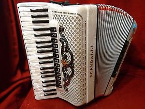 NEW Scandalli Piano Accordion Super L Double Tone Chamber White 41/120 4/5 LMMH