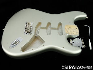 Fender Custom Shop Postmodern NOS Stratocaster BODY+ HARDWARE Strat Inca Silver