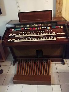 Hammond Elegante 50th Anniversary Edition Console Organ  with B3 footpedals