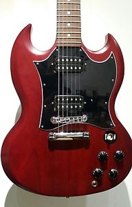 Gibson SG Special in wine / cherry red satin Classic rock electric guitar 2011