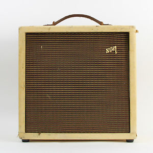 Vintage 1960 Gibson GA-5 Tweed Combo Amp!