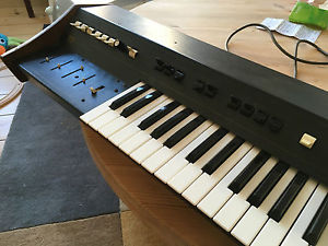 Arp pro soloist, org. MOOG filter, 100% working. + Case