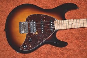 MUSIC MAN SILHOUETTE SPECIAL HSS*FINEST USA QUALITY*VINTAGE+MODERN TONE*UVP3040€