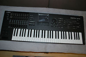 yamaha motif XF6 2GB flash und 380€ sound library-NEUWERTIG-
