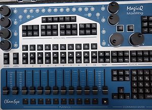 CHAMSYS MagicQ maxi wing with flightcase, cover and led light