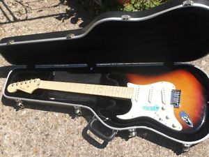Fender stratocaster - Left Handed