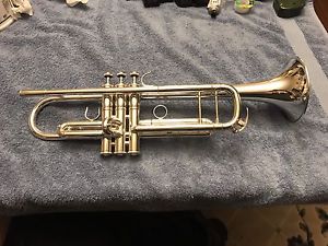 Yamaha YTR9335VS Trumpet Vizzutti model