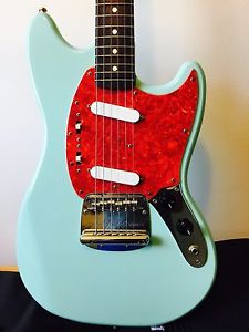 Limited Edition 50th Annniversery Fender Mustang 1994 Daphne Blue w/ Gig Bag