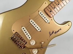 Fender Stratocaster 50th Anniversary Gold with Scotty Moore's signature