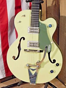 Gretsch G6118T Anniversary with Bigsby 2-Tone Smoke Green