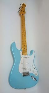 Fender Japan ST57-US Basswood 21f Gigbag