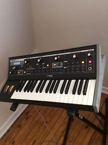 Moog Little phatty stage II With Gig Bag