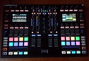 Native Instruments Traktor Kontrol S8 All-In-One DJ Controller