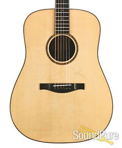 Eastman AC720 Sitka/Rosewood Dreadnought Acoustic 5595