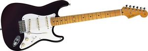 FENDER CLASSIC SERIES ‘50S STRATOCASTER MAPLE BLACK ELECTRIC GUITAR