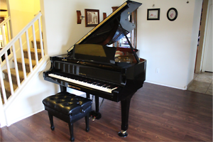 Yamaha 6'4 Limited Handcrafted Grand Piano S-400B