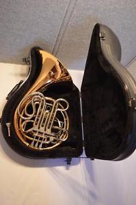 CONN 8D SERIES DOUBLE FRENCH HORN  ROSE BRASS FIXED BELL - EXC. PLAYING COND.