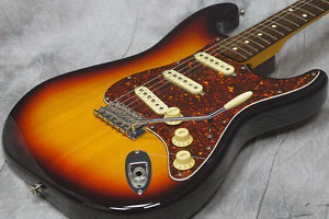 Fender Japan  ST62 Modify 3-Tone Sunburst 2000 Regular Condition With Soft Case