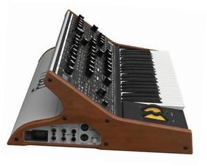 sub 37 tribute edition analog synthesizer