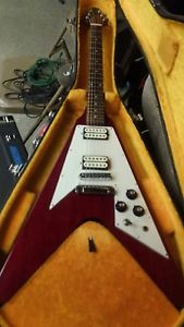 Vintage electra flying wedge guitar with original hard shell case. Free Shipping