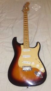 Fender stratocaster sunburst USA 2002