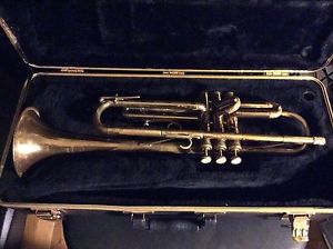 $ALE TODAY ! VINTAGE MARTIN COMMITTEE JAZZ Bb TRUMPET Playable Needs Small Fixes