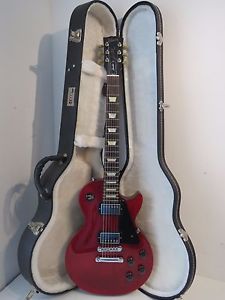 2007 Gibson Les Paul Studio Electric Guitar - Gloss Cherry
