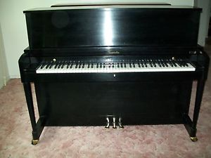 Baldwin Studio Piano