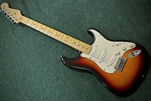 2002 Fender American Standard Stratocaster 3 COLOR SUNBURST Maple Neck ROAD WORN