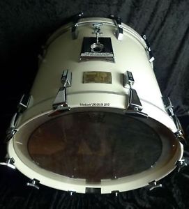 Sonor Signature Bubinga 22x18 Bassdrum, heavy Version, creme white