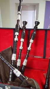 For sale: MacLellan Bagpipe ABW chalice  set, full silver with flat combing.