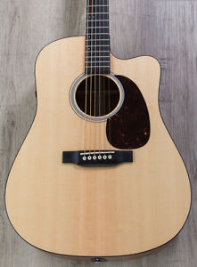 Martin Performing Artist Series DCPA4 Acoustic-Electric Guitar, Spruce / Sapele