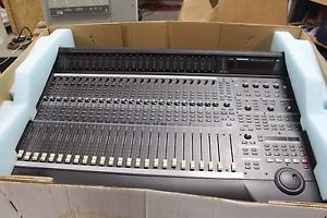 MACKIE D8B 56 INPUT 72 CHANNEL DIGITAL MIXER WITH POWER SUPPLY