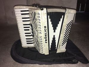 akkordeon fröhlich bambi