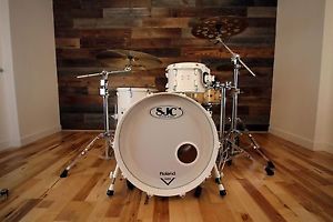 SJC CUSTOM 3 PIECE DRUM KIT, WHITE SATIN (PRE-LOVED)