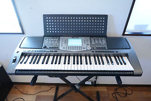 Yamaha PORTATONE PSR-1000 61-Key MIDI Portable Keyboard w/ box, power supply