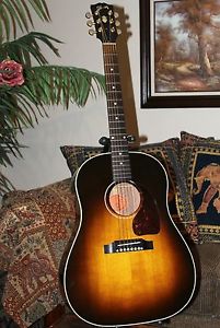 2002 GIBSON J-45 Rosewood Acoustic/Electric Guitar Deep Resonant Acoustic Tones!