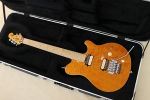 MUSIC MAN Axis USA guitar w/Hard case/456