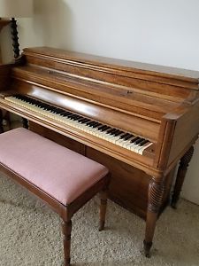 Mason & Hamlin Piano - Upright Console with Matching Bench - 60" L x 40" H