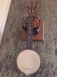 1920s Vintage Gibson UB-1 Banjo Ukulele With Coffin Case - Nice - Video