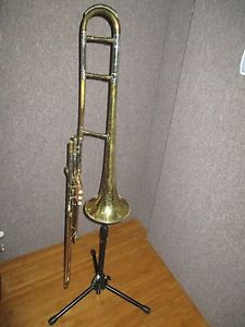 Very Rare Vtg. 1969-1970 Getzen Elkhorn.Wis.USA  Gold Lacquer Valve Trombone