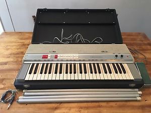 EXTREMELY RARE 1960's COMPLETE TEISCO ELECTRIC KEYBOARD ORGAN MODEL TEISCHORD C