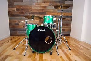 YAMAHA ABSOLUTE MAPLE NOUVEAU 3 PIECE DRUM KIT GREEN SPARKLE LACQUER (PRE-LOVED)