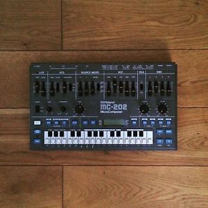 Roland Mc202