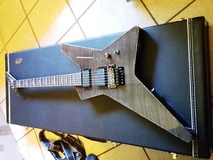 Charvel Desolation DST-1 FR TRB inkl. Case