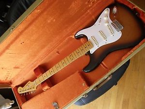 Fender American Vintage American 57 AVRI  USA Sunburst w Maple neck Case EXC!!