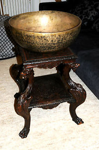 Riesige verzierte Klangschale singing bowl 12,3 kg (!!!) Durchmesser 55,7 cm