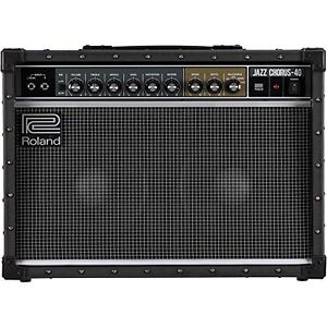 ROLAND JC-40 guitar amp P/O
