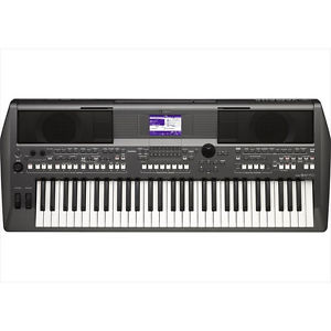 YAMAHA PORTATONE PSR-S 670 Japan import F/S