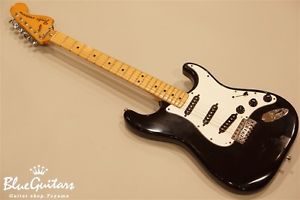 Fender 1979 Stratocaster Black Used  w/ Hard case